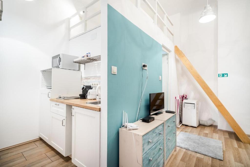 Colorwave Studio Home Budapest Extérieur photo